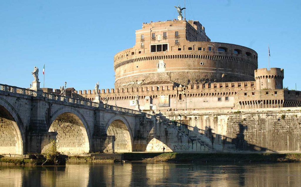 Castel Sant'Angelo, Mausoleo del Emperador Adriano