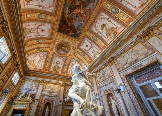 Escultura del Rapto de Proserpina en la Galería Borghese, Roma